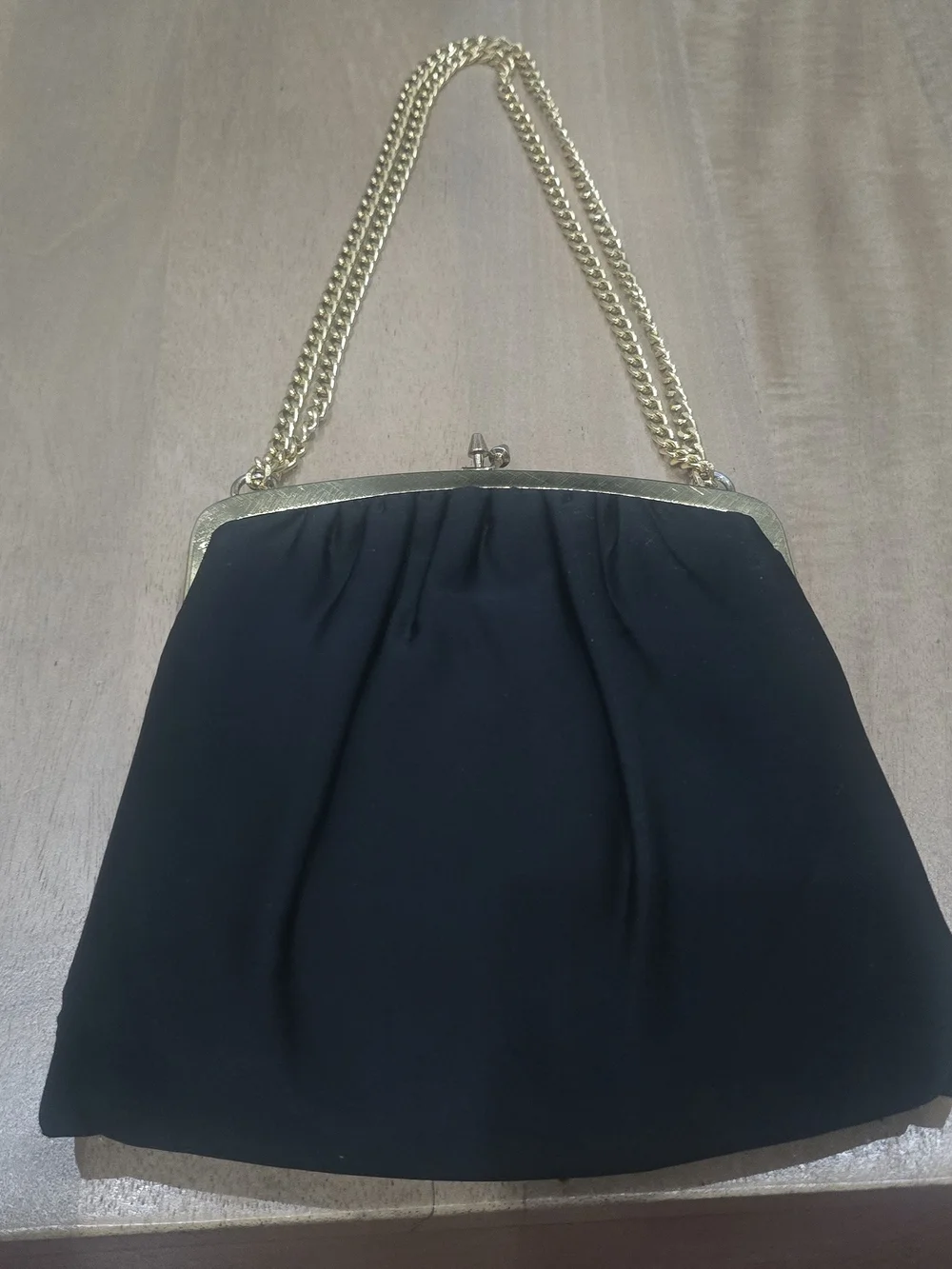 Vintage 50s 60s Black Crepe Evening Clutch Bag Gold Chain Kiss Lock Purse